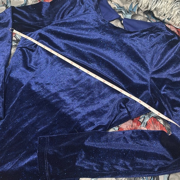 Sparkly Backless Long Sleeve Dress - Picture 6 of 12